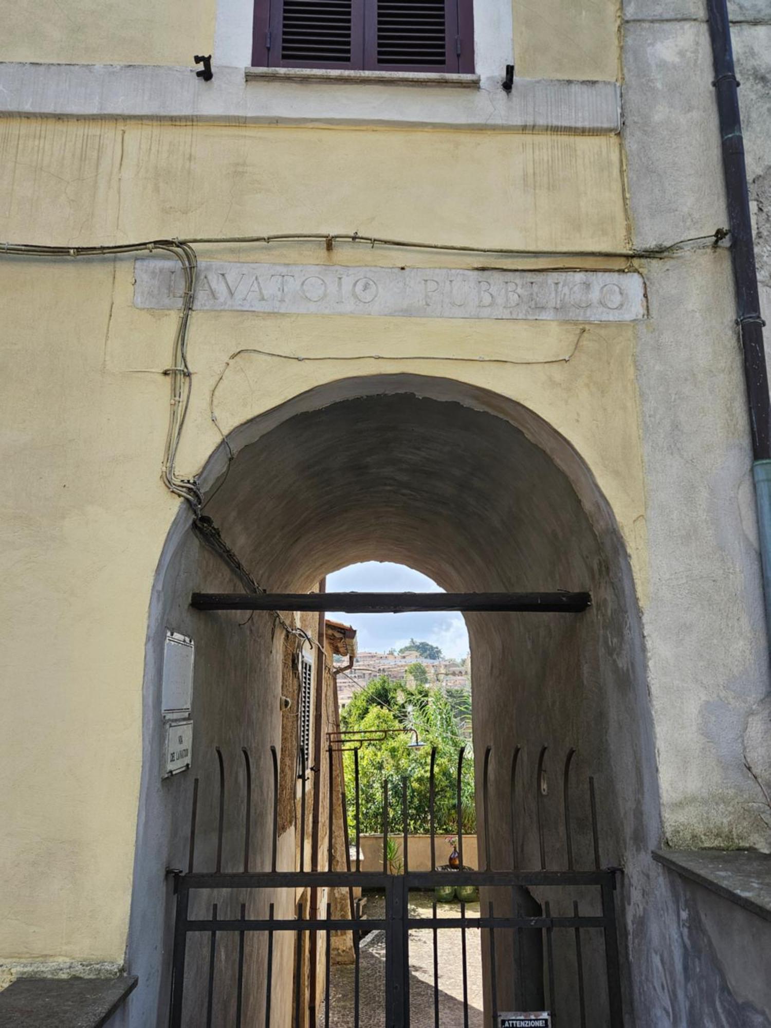L' Antico Lavatoio Bed & Breakfast Rignano Flaminio Eksteriør bilde